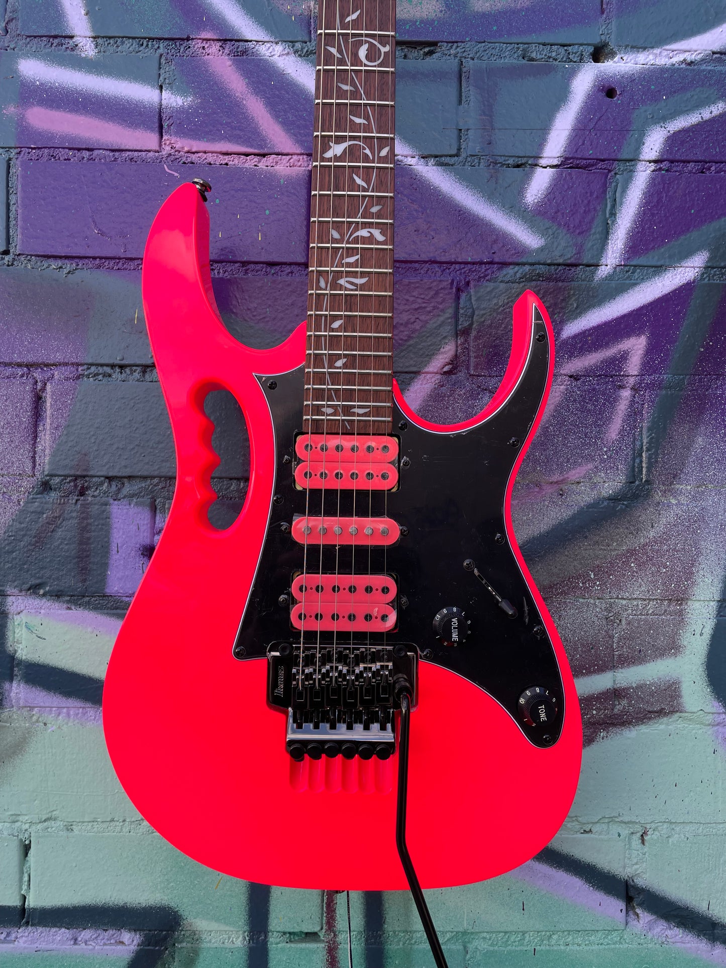 Ibanez Steve Vai Signature JEMJRSP Electric Guitar - Pink