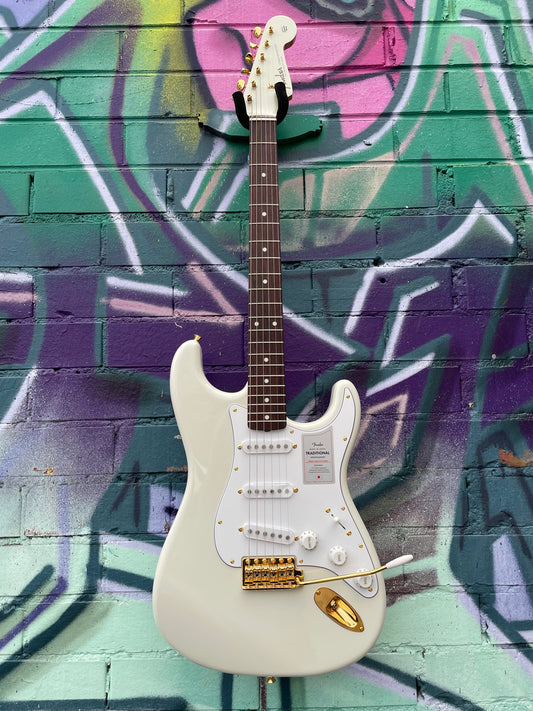 Fender MIJ Traditional 60s Stratocaster Electric Guitar - White Pearl