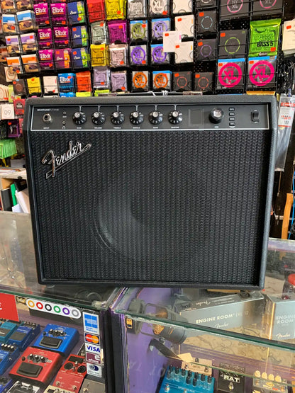 Fender Mustang LTX100 Combo Amplifier