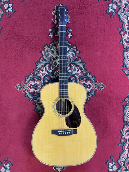 Martin Standard Series OM-28 Orchestra Model Acoustic Guitar