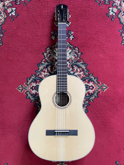 Alvarez RC26 Classical Guitar With Gigbag