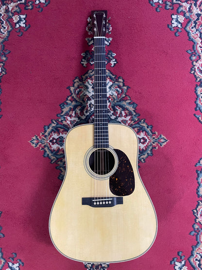 Martin HD-28 Standard Series Dreadnought Acoustic Guitar