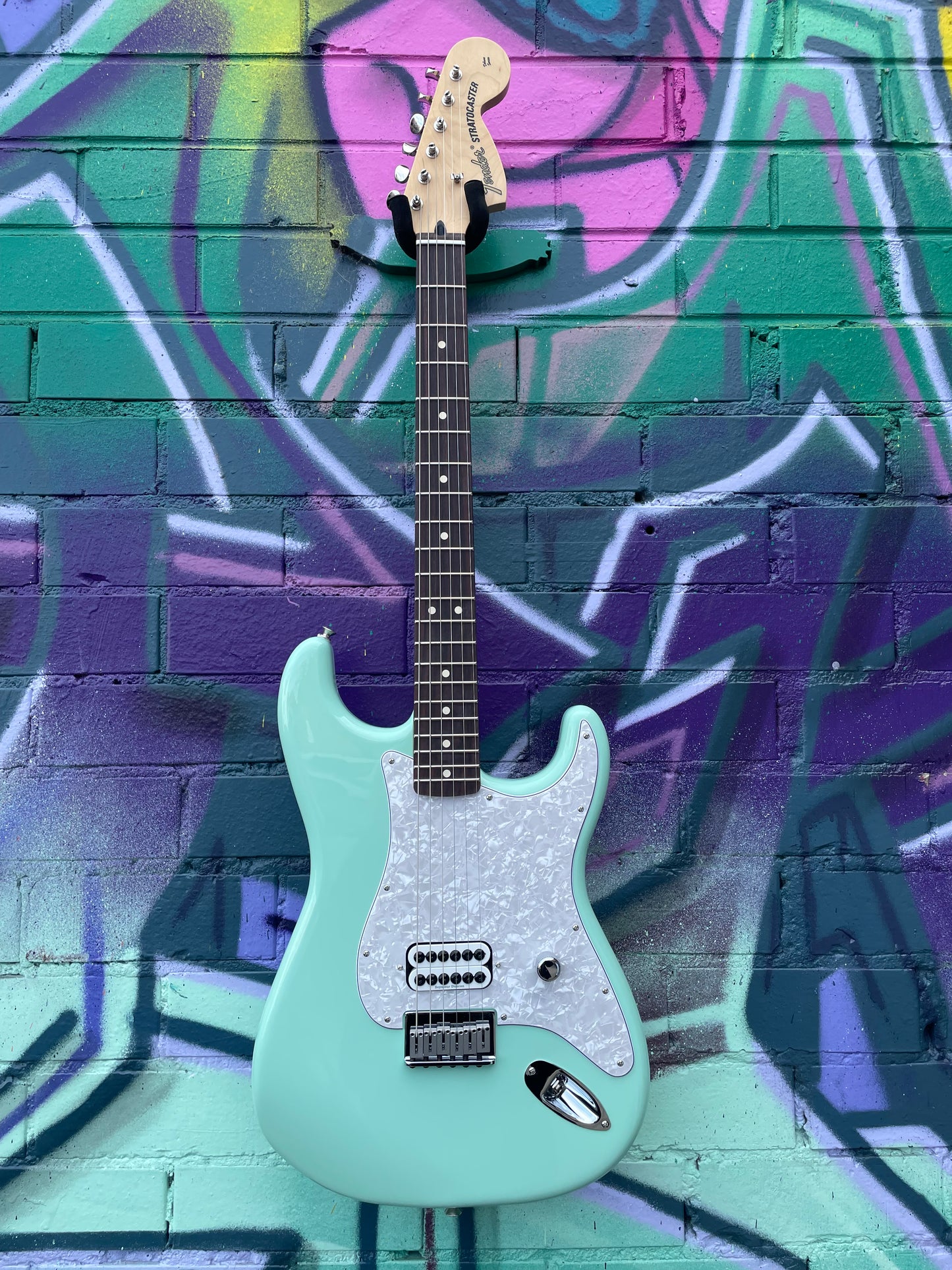 Fender Limited Edition Tom Delonge Stratocaster, Surf Green
