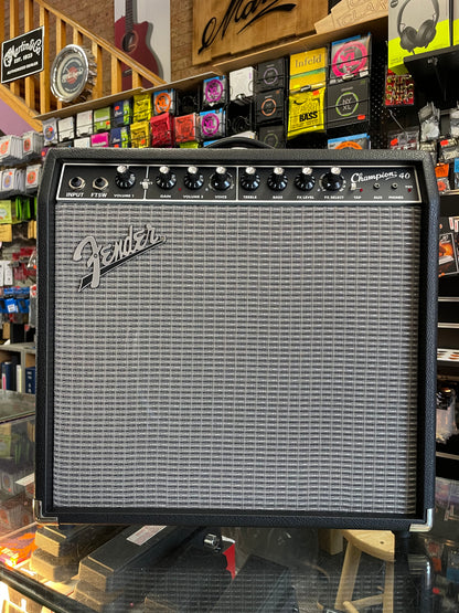 Fender Champion 40 - Electric Guitar Combo Amplifier