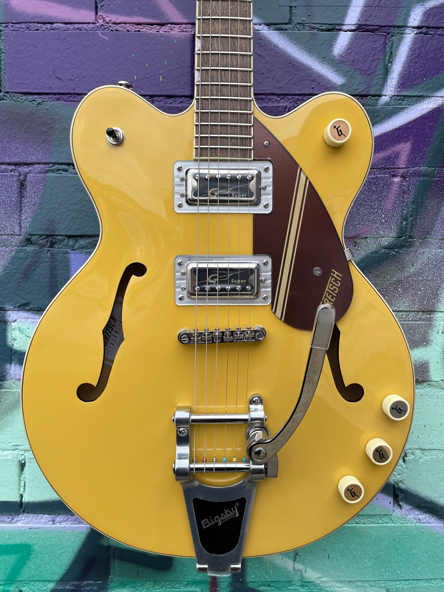 Gretsch G2604T Limited Edition Streamliner Rally II Center Block with Bigsby-Two-Tone Bamboo Yellow/Copper Metallic