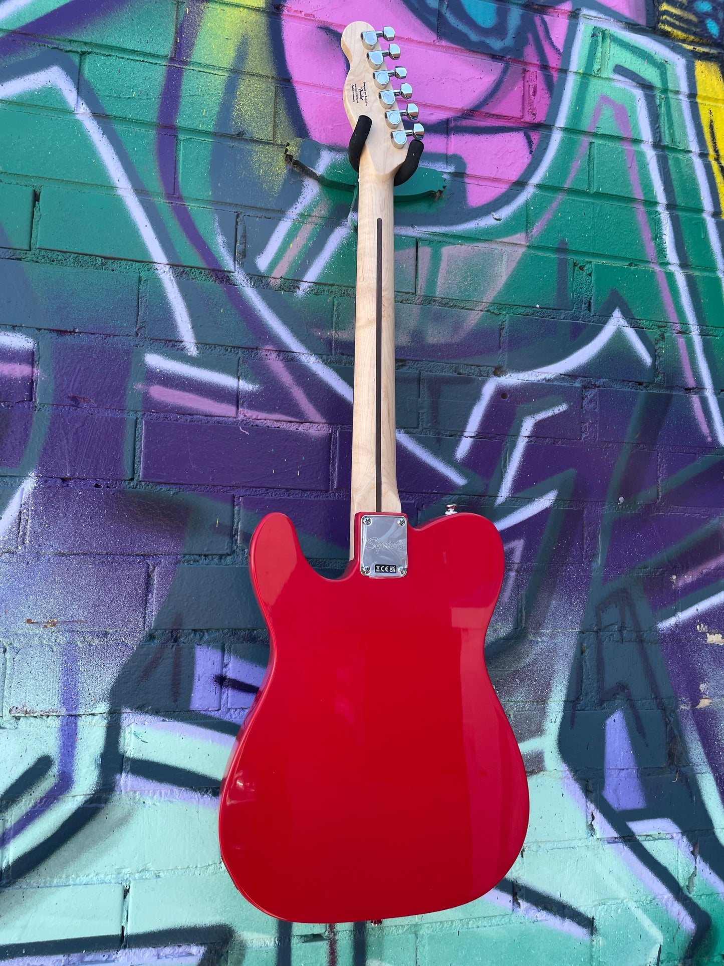 Squier Sonic Telecaster, Laurel Fingerboard, Black Pickguard, Torino Red