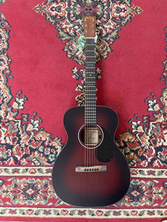 Martin 000-JRE Jeff Tweedy Signature Edition Junior Acoustic Guitar