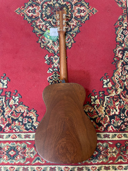 Martin 000-JRE Jeff Tweedy Signature Edition Junior Acoustic Guitar