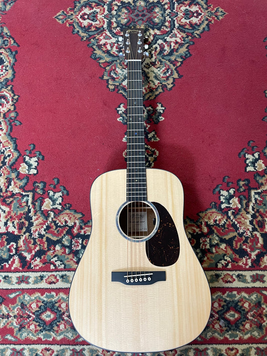 Martin D JRE Dreadnought Junior Electric Acoustic Guitar