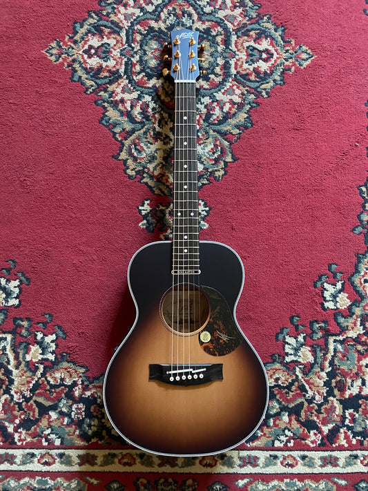 Maton Troubadour Mini EMTB-6 Electric Acoustic Guitar
