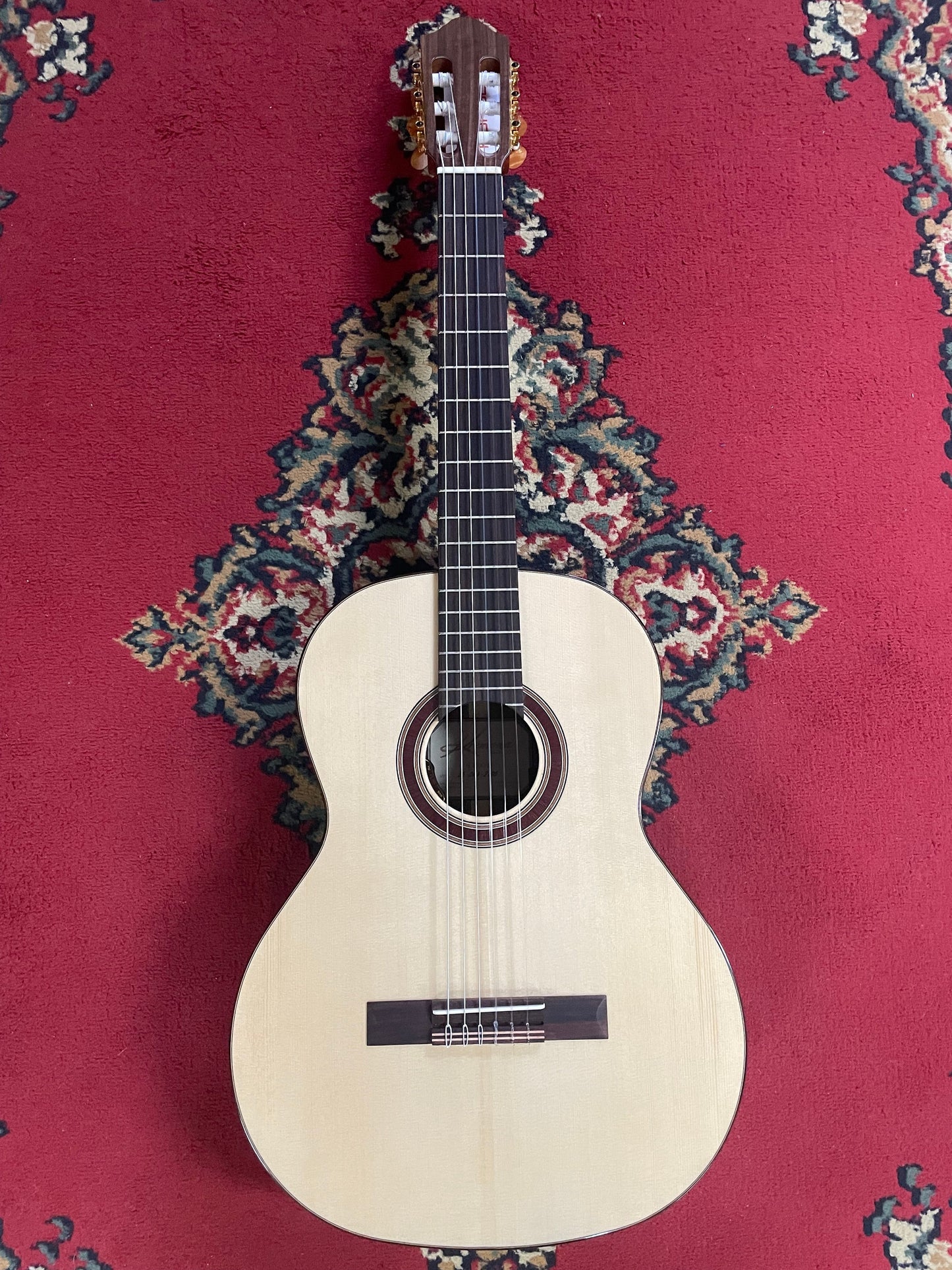 Kremona Rondo RSE Electric Classical Guitar