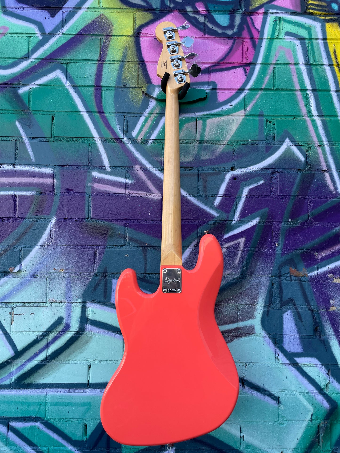 Squier Classic Vibe 60s Jazz Bass - Tahitian Coral
