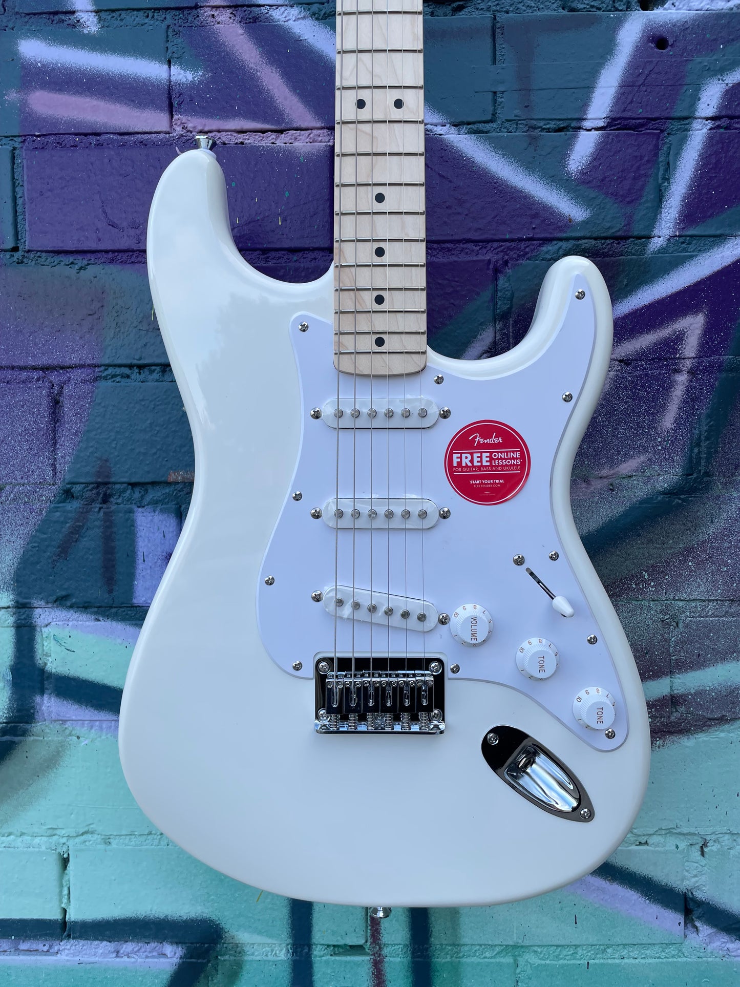 Squier Sonic Stratocaster HT Electric Guitar - Arctic White