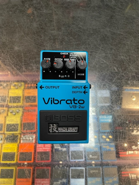 Boss VB-2W Vibrato Pedal