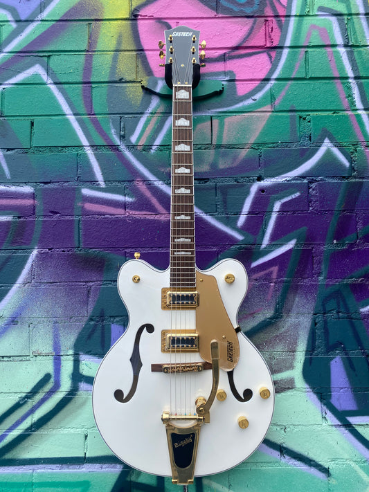 Gretsch G5422TG Electromatic Electric Guitar - Snowcrest White