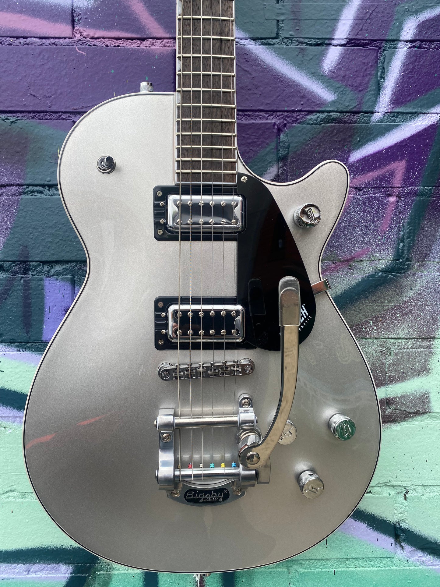Gretsch G5230T Electromatic Jet FT with Bigsby, Black Walnut FB - Airline Silver