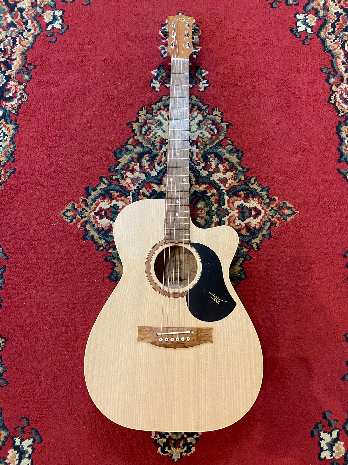 Maton Performer Acoustic Electric Guitar with Cutaway